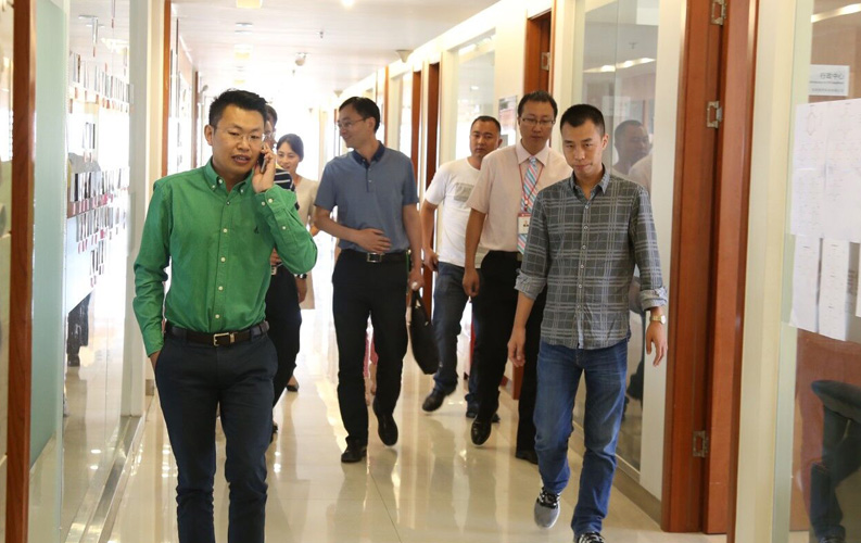 重慶天度網(wǎng)絡(luò)信息技術(shù)有限公司作為天度集團子公司，投資規(guī)模為1000萬元，其技術(shù)研發(fā)基地規(guī)模將達到200人左右